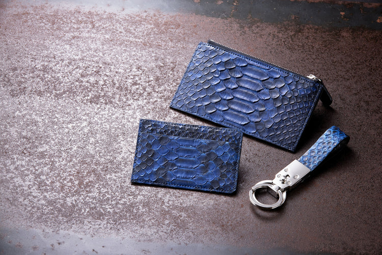 「PYTHON BLUE」藍染パイソン